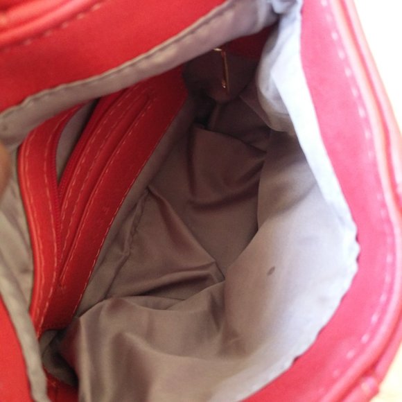 KGB Studio Red Bag with Adjustable Straps - Picture 12 of 14